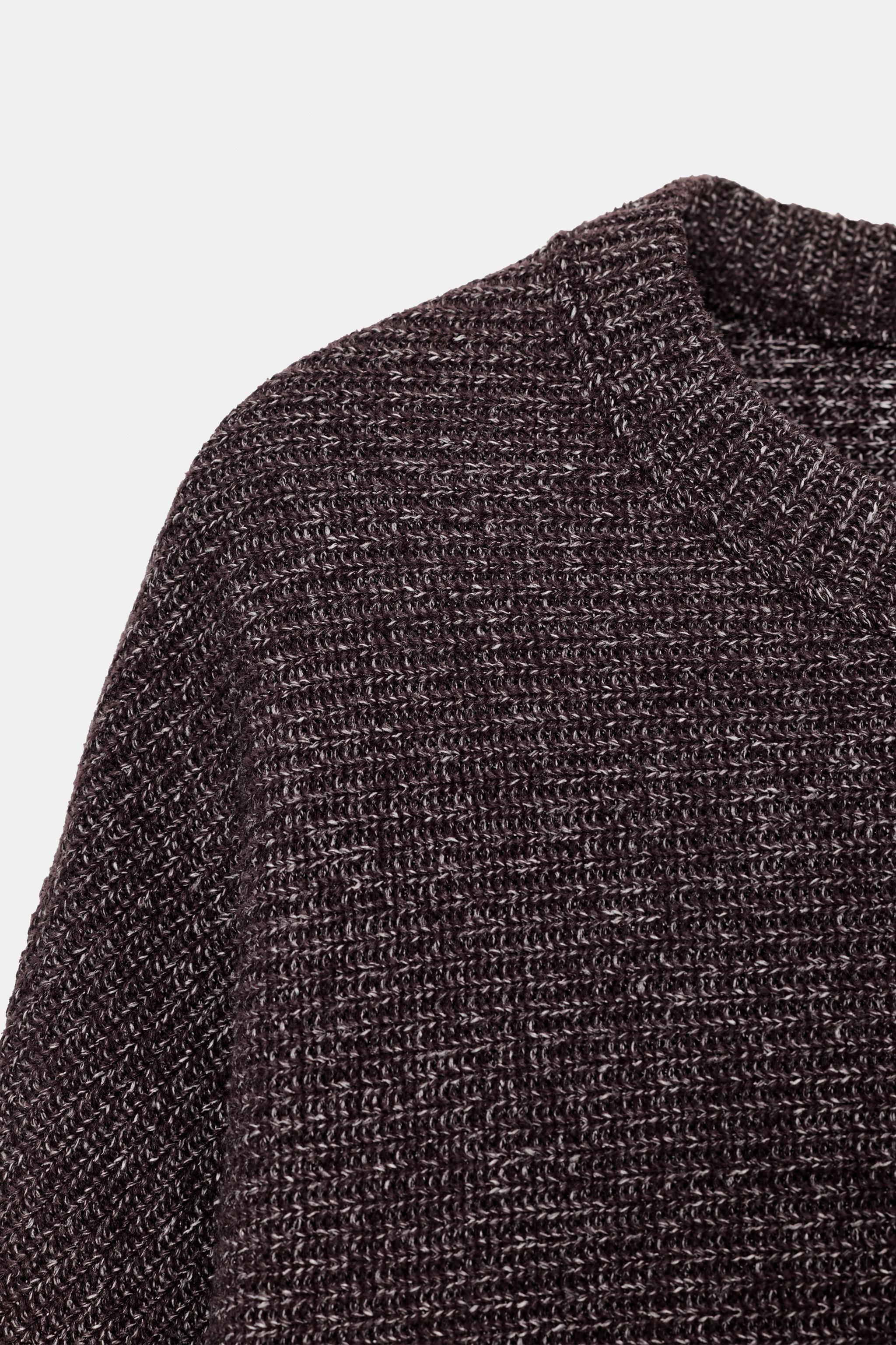 SOFT LONG SLEEVE SWEATSHIRT